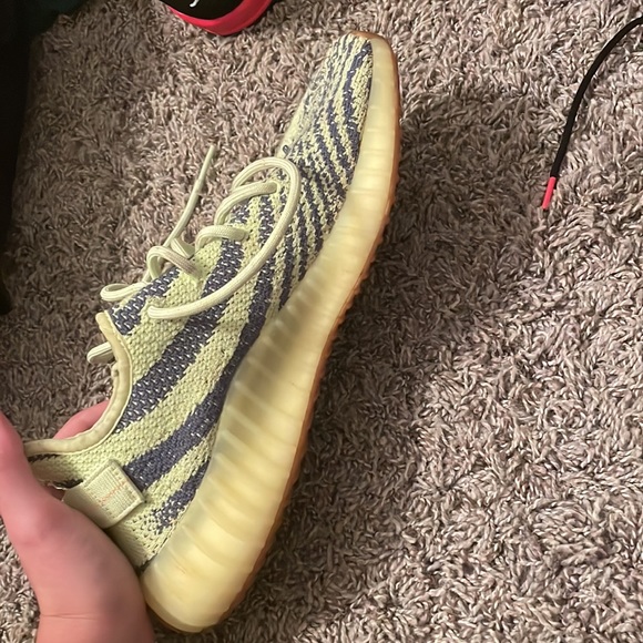 yeezy boost - Picture 2 of 5